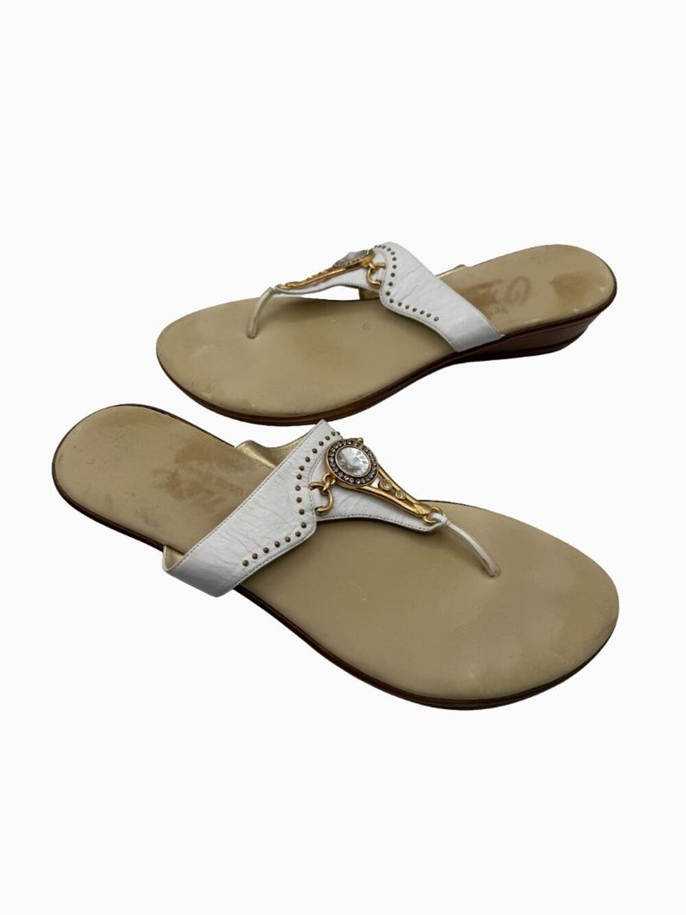 Onex White Leather Jeweled Wedge Thong Sandals Crystal Comfort Shoes Size 10 USA